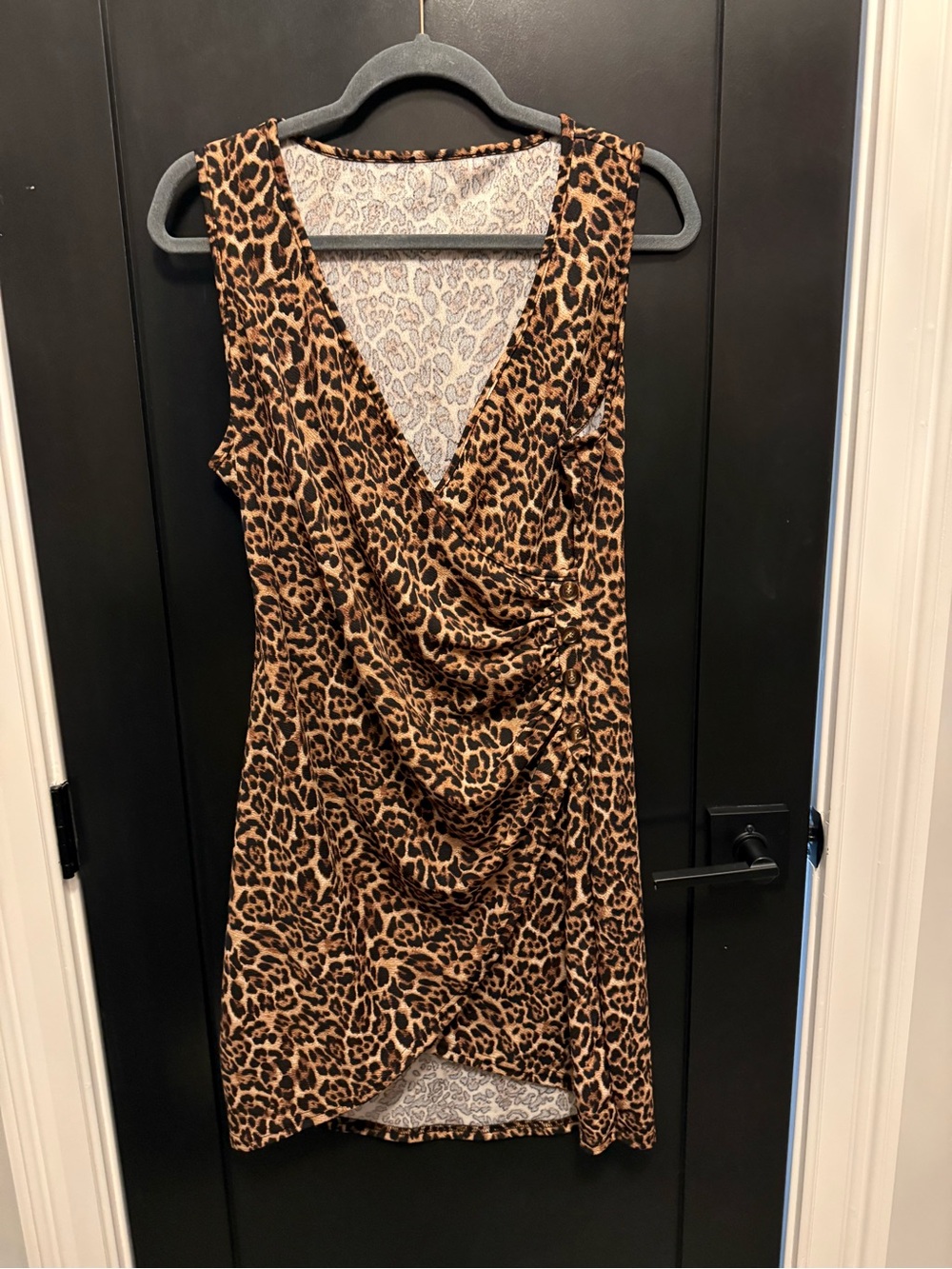 Sleeveless Leopard Print V-Neck Mini Dress - Brown